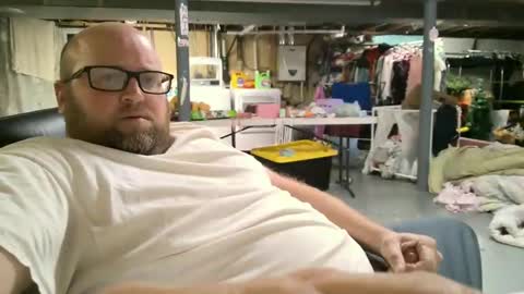 chomper12345 online show from 03-05-25, 12:33