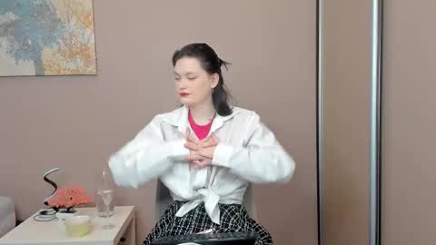 Cassandra online show from 03-19-26, 04:16