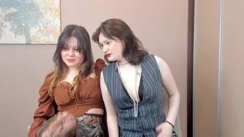 Cassandra online show from 04-10-26, 06:29