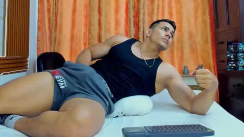 Chorey Thaylor online show from 12-03-25, 01:42