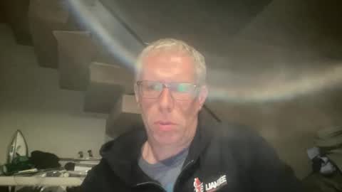 choupipat1 online show from 04-24-26, 10:01