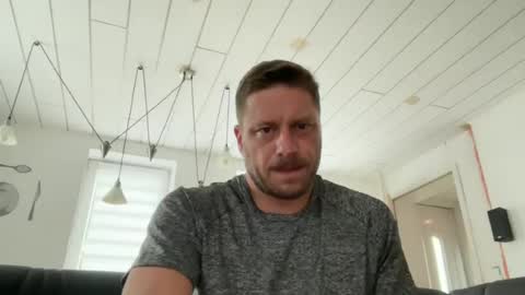 Chris online show from 06-12-26, 07:29