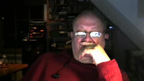 Snapshot of chris1962tyrionbtsv chatting on 12-29-24, 10:14 Chris online show from 12-29-24, 10:14