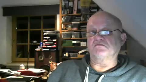 Snapshot of chris1962tyrionbtsv chatting on 01-19-25, 08:09 Chris online show from 01-19-25, 08:09