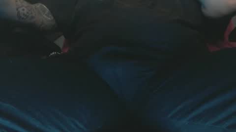 Snapshot of chris42089 chatting on 11-08-25, 11:54 Chris online show from 11-08-25, 11:54