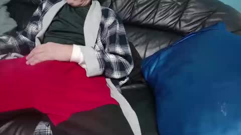 chris526520 online show from 03-02-25, 07:45