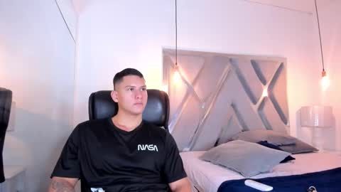 Chris Diamond online show from 03-07-26, 09:23