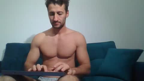 chrisaron online show from 11-21-25, 04:44