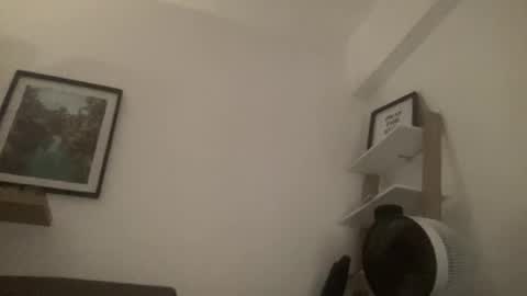 Chris Hemsworth online show from 03-21-26, 05:38