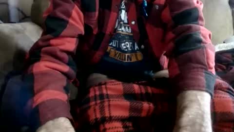 Snapshot of chrisintn chatting on 11-30-25, 04:00 chrisintn online show from 11-30-25, 04:00