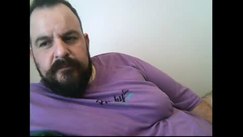 Snapshot of chrisole chatting on 01-11-25, 08:11 chris ole online show from 01-11-25, 08:11