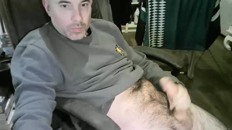 chrisprngr online show from 12-17-25, 06:03