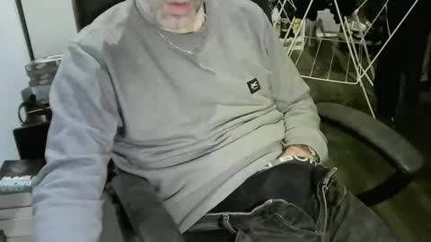 Snapshot of chrisprngr chatting on 01-12-26, 09:42 chrisprngr online show from 01-12-26, 09:42