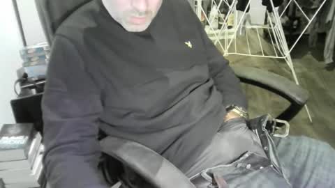 Snapshot of chrisprngr chatting on 01-18-26, 08:12 chrisprngr online show from 01-18-26, 08:12