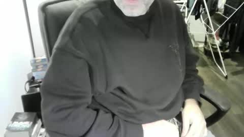 Snapshot of chrisprngr chatting on 02-09-26, 10:25 chrisprngr online show from 02-09-26, 10:25