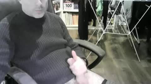 Snapshot of chrisprngr chatting on 02-12-26, 02:01 chrisprngr online show from 02-12-26, 02:01