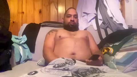 chrisr4203 online show from 12-30-24, 05:26