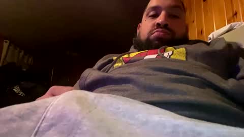 chrisr4203 online show from 01-08-25, 04:23