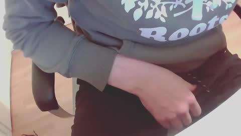 Snapshot of chrissoxx chatting on 01-19-25, 11:32 chrissoxx online show from 01-19-25, 11:32