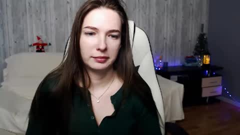 Snapshot of chrisssstaylor chatting on 12-24-24, 09:39 Christi online show from 12-24-24, 09:39