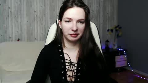 Snapshot of chrisssstaylor chatting on 02-10-25, 09:36 Christi online show from 02-10-25, 09:36