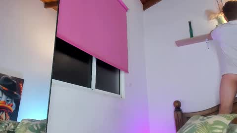 Snapshot of chrisstianford chatting on 10-17-25, 07:44 Hi dont forguet to follow me    online show from 10-17-25, 07:44