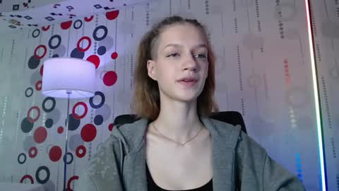 Snapshot of chrissy_joyful chatting on 06-11-26, 04:10 chrissy_joyful online show from 06-11-26, 04:10