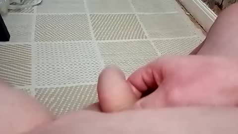 Vicki and Chris online show from 12-20-25, 04:25