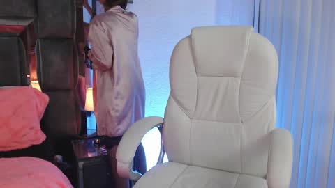 Christal online show from 03-07-25, 03:40