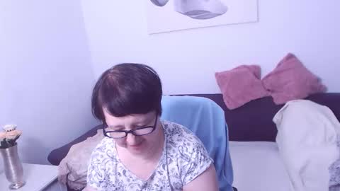 Christa online show from 02-07-26, 10:46