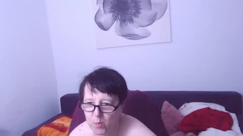 Christa online show from 07-10-26, 07:16