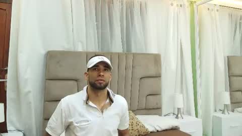 Snapshot of christian_lundgren chatting on 07-08-26, 03:00 Christian Lundgren online show from 07-08-26, 03:00