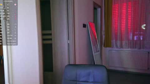 UPVOTE ME ------  ILL DO SOMETHING FOR FREE online show from 05-19-26, 04:08