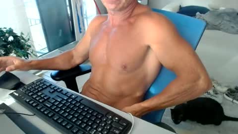 Michael USA online show from 06-23-26, 11:41