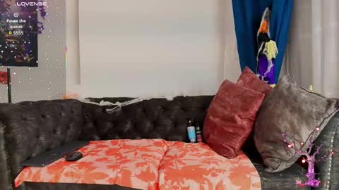 Snapshot of christin_lake chatting on 11-01-25, 03:08 christin_lake online show from 11-01-25, 03:08