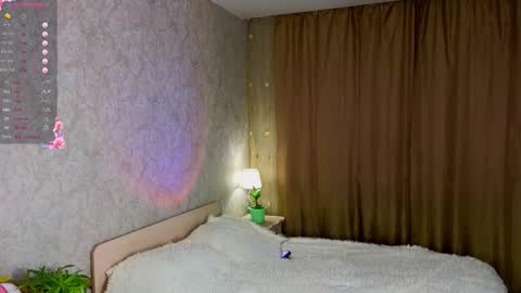 Ann online show from 11-14-25, 01:43