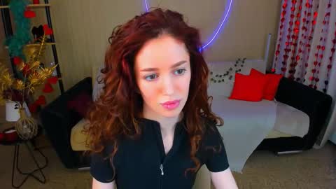 christinaconteeree online show from 03-09-26, 04:27