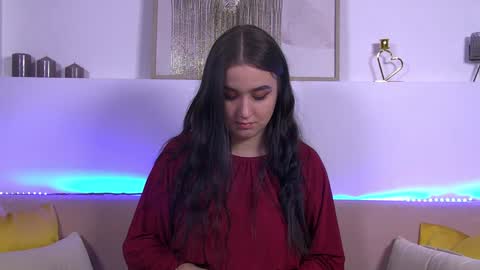 Snapshot of christinamilton chatting on 01-21-25, 09:36 Christina online show from 01-21-25, 09:36