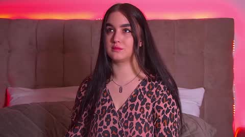 Snapshot of christinamilton chatting on 01-31-25, 07:08 Christina online show from 01-31-25, 07:08