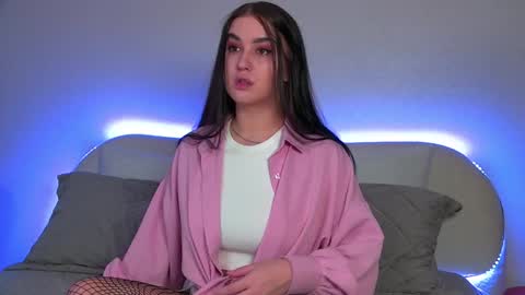 Snapshot of christinamilton chatting on 02-04-25, 06:38 Christina online show from 02-04-25, 06:38