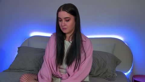 Snapshot of christinamilton chatting on 02-04-25, 09:41 Christina online show from 02-04-25, 09:41