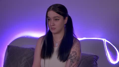 Snapshot of christinamilton chatting on 02-07-25, 10:09 Christina online show from 02-07-25, 10:09