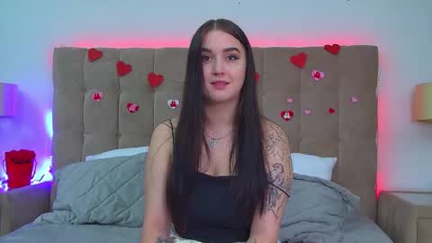 Snapshot of christinamilton chatting on 02-11-25, 10:07 Christina online show from 02-11-25, 10:07