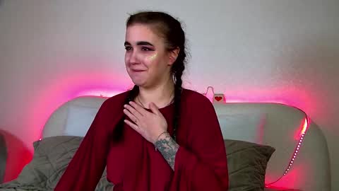 Snapshot of christinamilton chatting on 02-17-25, 09:41 Christina online show from 02-17-25, 09:41