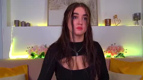 Snapshot of christinamilton chatting on 02-18-25, 09:53 Christina online show from 02-18-25, 09:53