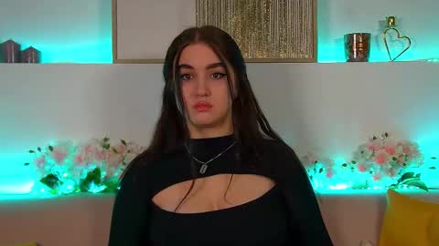 Snapshot of christinamilton chatting on 02-19-25, 12:57 Christina online show from 02-19-25, 12:57