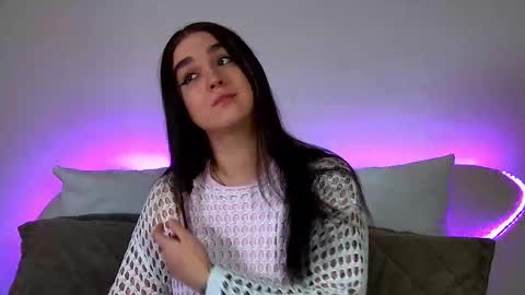 Snapshot of christinamilton chatting on 02-24-25, 06:36 Christina online show from 02-24-25, 06:36