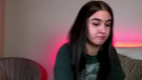 Snapshot of christinamilton chatting on 03-05-25, 04:02 Christina online show from 03-05-25, 04:02