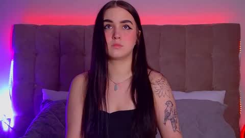 Snapshot of christinamilton chatting on 03-10-25, 06:23 Christina online show from 03-10-25, 06:23