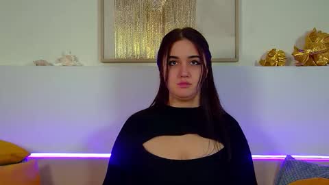 Snapshot of christinamilton chatting on 09-29-25, 06:46 Christina online show from 09-29-25, 06:46